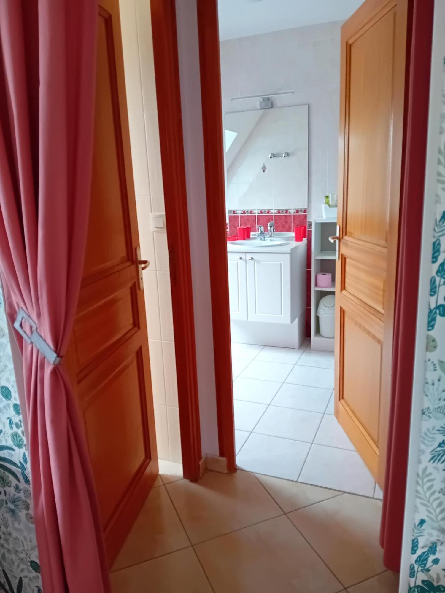 Petit Châtelet Bis Couette-café