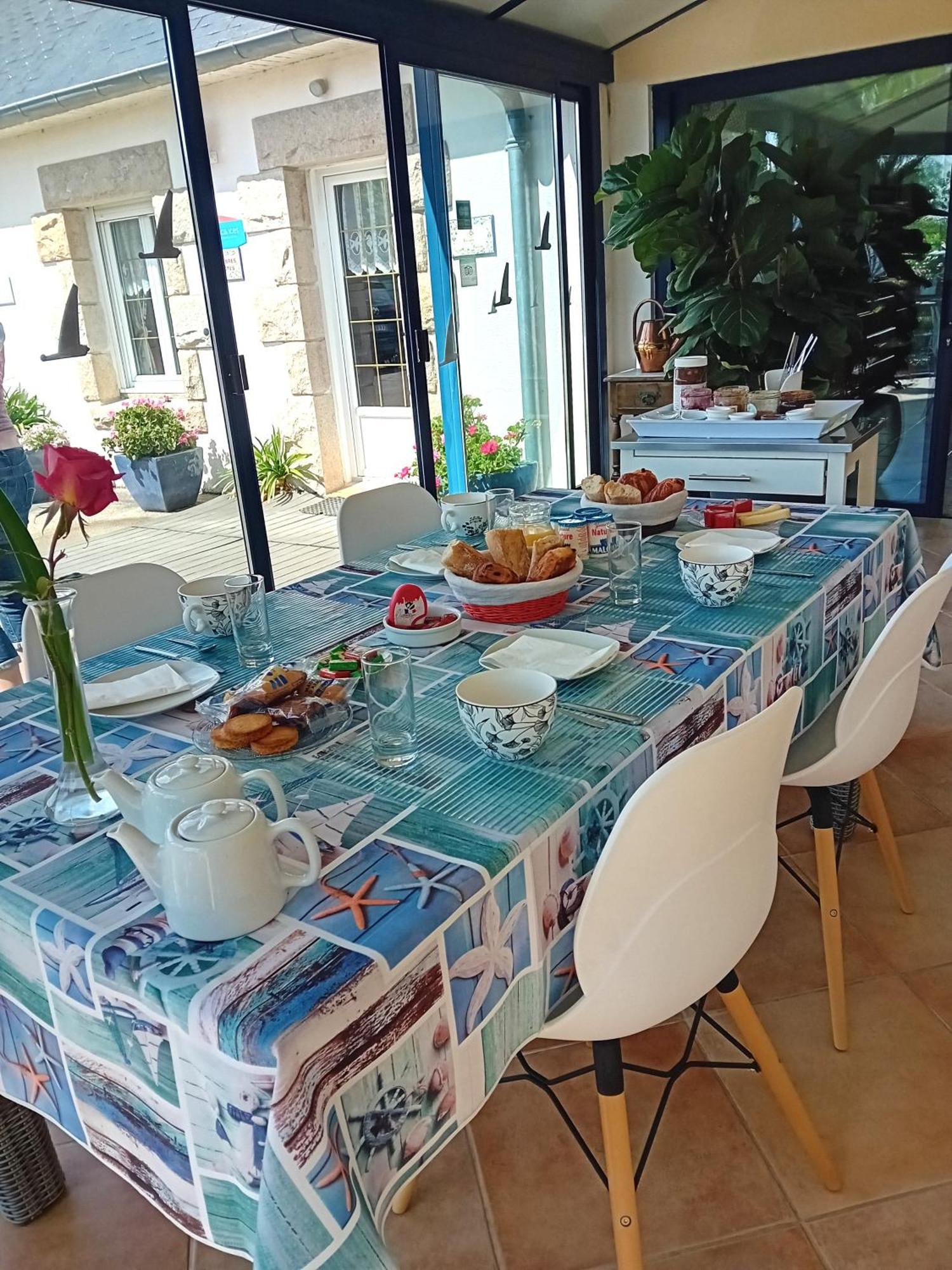 Couette-café Petit Châtelet Bis Hirel